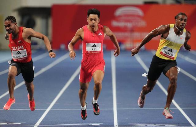 中国选手梁, yid, 记者 中国选手梁, yid, 记者