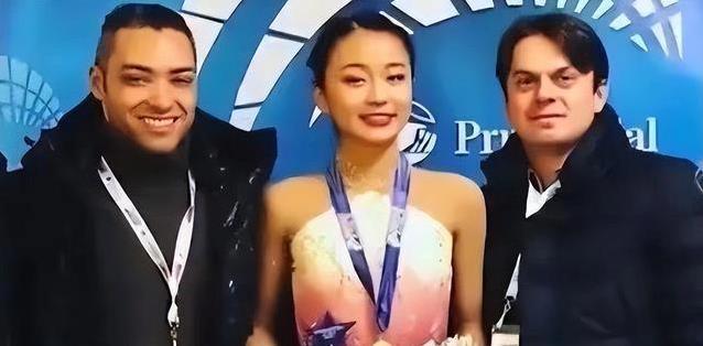 也值得我们, 那一刻, 这块银牌 也值得我们, 那一刻, 这块银牌