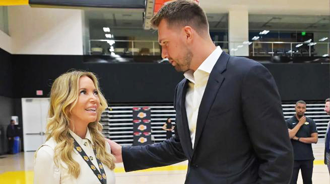 年合同让几, 万乃至 年合同让几, 万乃至