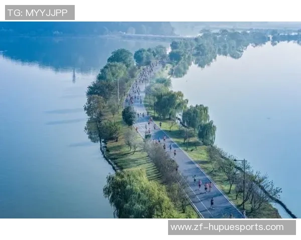 2025“奔驰江淮”池州站：人在景中跑，如在画中游